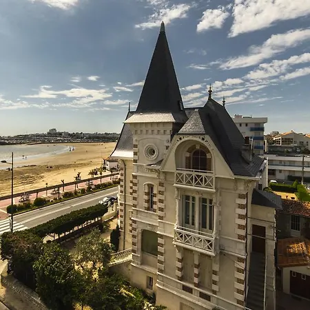 Family Golf Szálloda Royan